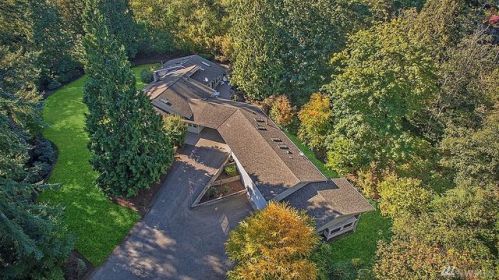 409 148th St, Bryant, WA 98223-8020