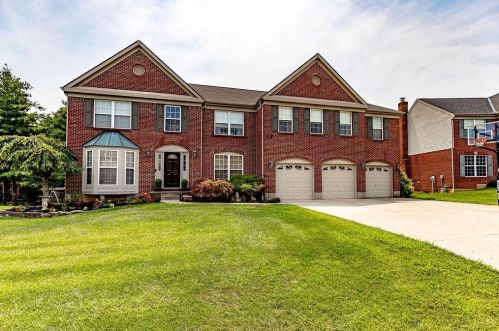 183 Feist Manor Dr, Cincinnati, OH 45238-6000