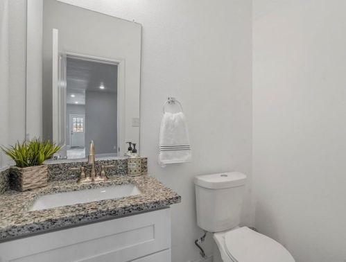 9513 Santa Monica Dr, Fort Worth TX  76116-5926 exterior