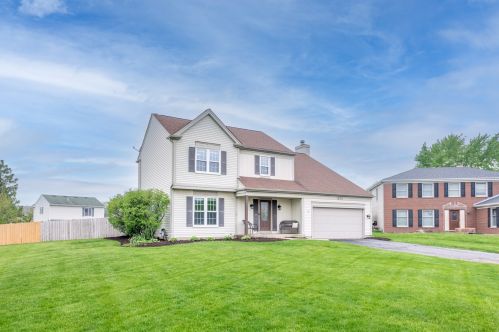 1075 Big Eagle Trl, Carol Stream IL  60188 exterior