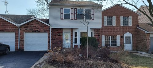 1430 Ash Ct, Carol Stream, IL 60188-9071