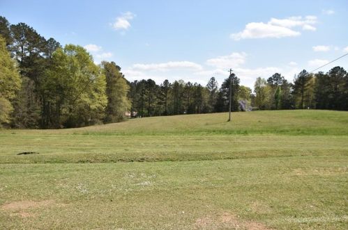 100 Oglesby Bridge Rd, Conyers GA  30094-4136 exterior