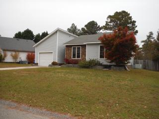 105 Elfreth Ln, Spring Lake NC  28390-3224 exterior