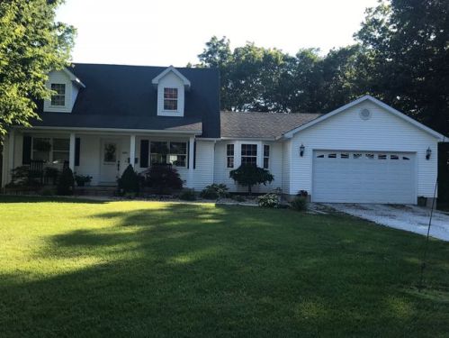 404 Giddings Ave, Otterville, IL 62052-1722
