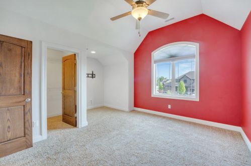 1100 Hyde Park, Crown Point IN 46307-7881 exterior