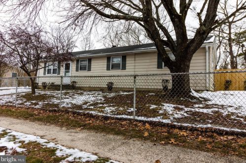 11 Coville Dr, Browns Mills, NJ 08015-3740
