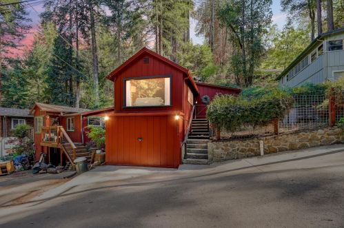 201 Acorn Dr, Big Basin, CA 95006-9396