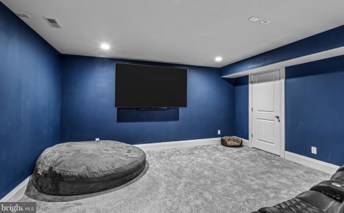 605 Warwick Rd, Tavistock NJ  08033-3926 exterior