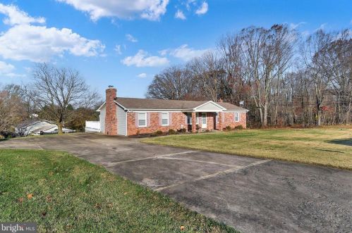 1832 Arabian Way, Fallston, MD 21047-1516