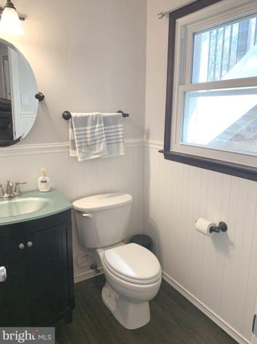 9492 Vollmerhausen Dr, Columbia MD  21046-2004 exterior