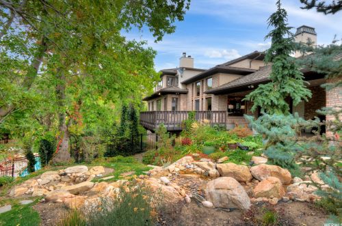 10188 Dimple Dell Ln, Sandy UT 84092-4505 exterior