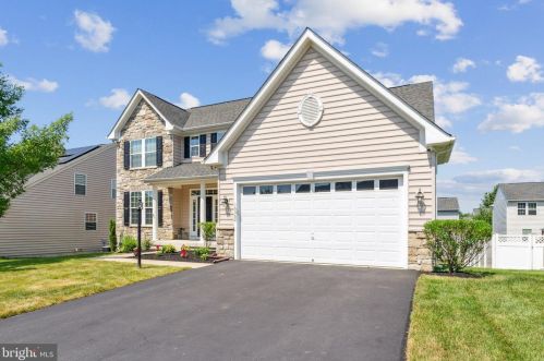16362 Boatswain Cir, Woodbridge, VA 22191-3077