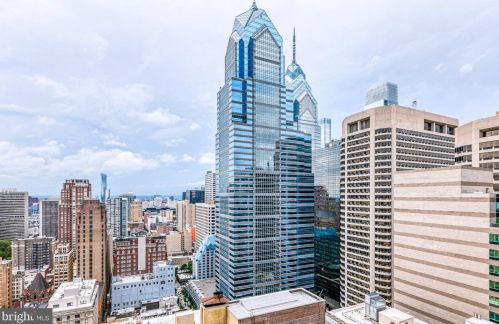 50 16th St, Philadelphia PA  19102-2516 exterior