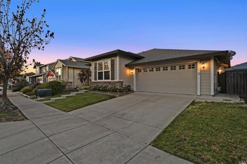 1148 Pedroncelli Dr, Windsor, CA 95492-6894