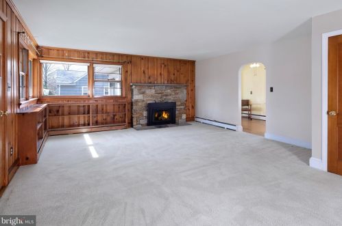 19 Federal City Rd, Trenton NJ 08638-1307 exterior