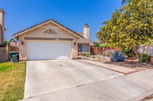 4321 Greystone Cir, Riverside, CA 92509-0608