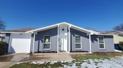 1821 Homestead Pl, Garland TX 75044-7603 exterior