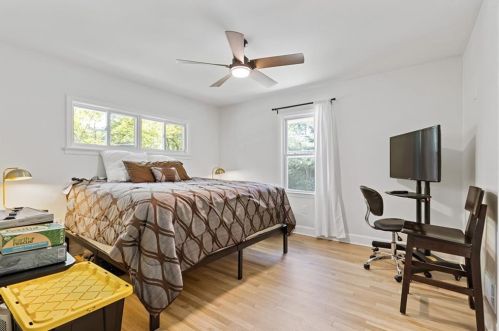 1061 Pinehurst Dr, Smyrna GA  30080-4356 exterior