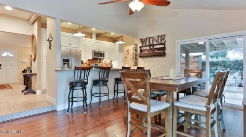 5474 Geoffrey Ave, Simi Valley CA  93063-4123 exterior