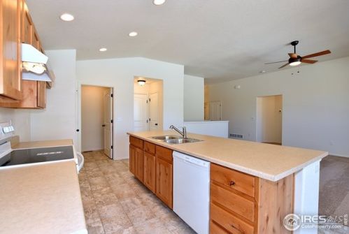 2725 Sapphire St, Loveland CO 80537-2024 exterior