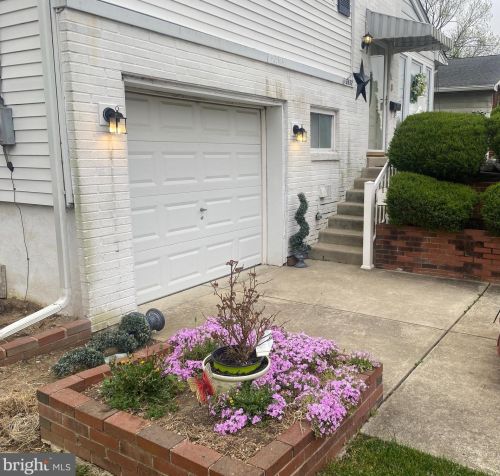 2632 Rockafellow Ave, Camden, NJ 08109-3133