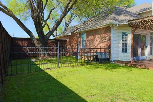 2100 Greenstone Trl, Carrollton TX 75010-4140 exterior