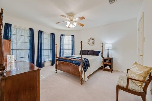 2312 Colleen Ct, Carrollton TX 75007-2037 exterior