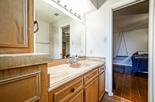 1806 Cedar Dr, Richmond TX 77469-4802 exterior