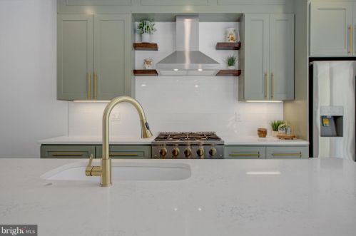 1706 23rd St, Philadelphia, PA 19145-1816