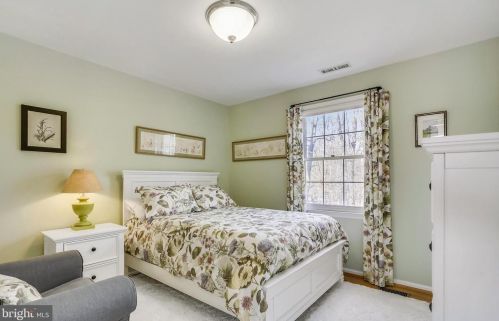 10783 Kinloch Rd, Silver Spring MD 20903-1227 exterior