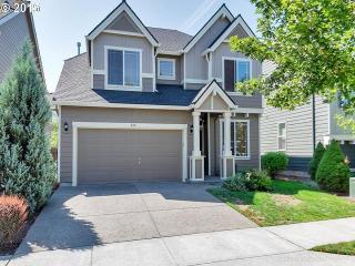 844 Grant Way, Wood Village, OR 97060-1557