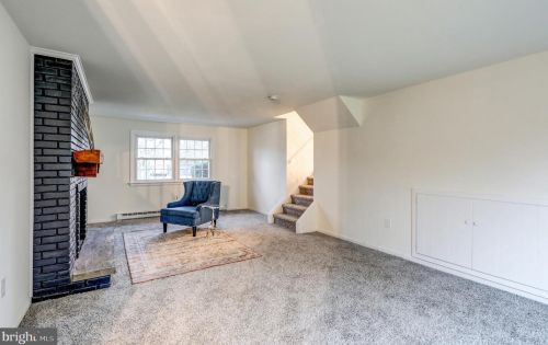 536 Friendship Ave, Lancaster PA  17601-4416 exterior