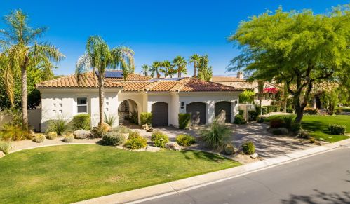 372 Loch Lomond Rd, Rancho Mirage, CA 92270-5606