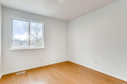 5262 Dearborn St, Denver CO 80239-6037 exterior