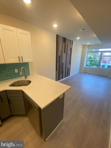 5418 Locust St, Philadelphia PA  19139-4058 exterior