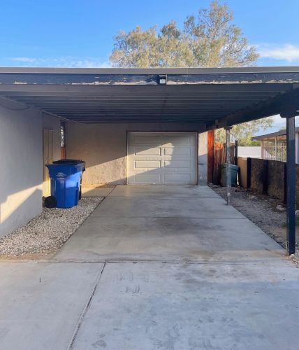 65841 5th St, Desert Hot Springs, CA 92240-3004
