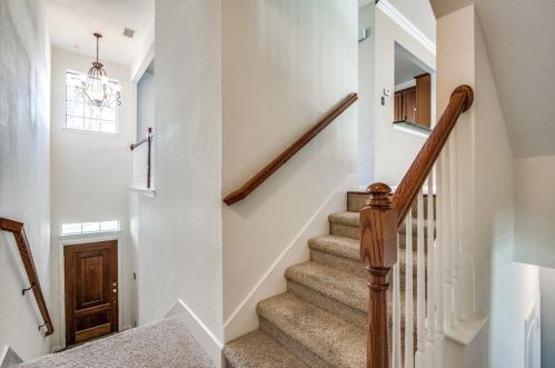 1558 Biltmore Ln, Irving TX  75063-3503 exterior