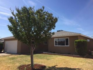 112 Rall Ave, Clovis, CA 93612-4492