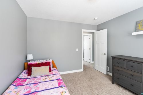 4966 Trails End Dr, Duluth MN  55811-3688 exterior