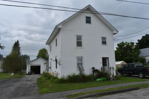 127 Middle St, Pittsfield, ME 04967-4324