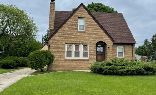 3110 Minnesota Dr, Rockford, IL 61108-5922