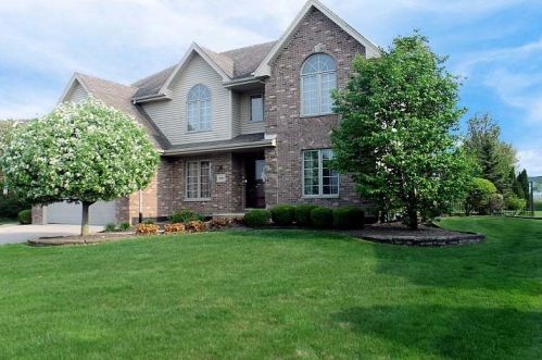 668 Stacey Dr, Mokena, IL 60451-3420