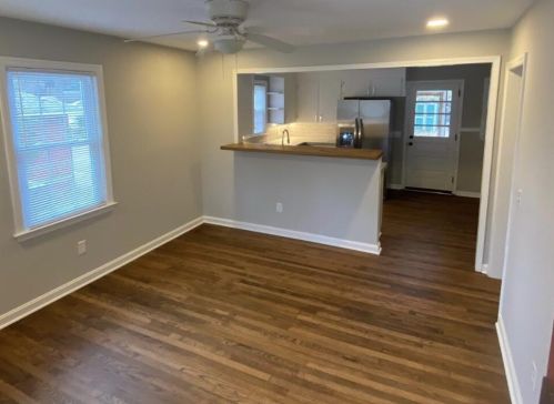 1105 Sunnyside Dr, Cayce-West Columbia SC  29033-3417 exterior