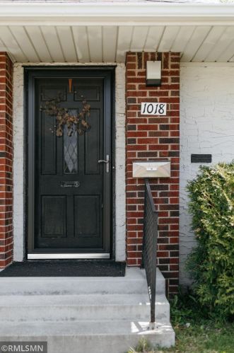 1018 Delaware Ave, Saint Paul MN  55118-1024 exterior