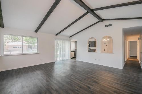 3026 Burning Tree Ln, Garland TX  75042-4847 exterior