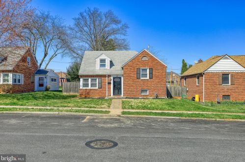 799 Conewago Ave, York, PA 17404-2443