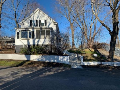 59 Jackson Ave, Providence, RI 02919-3644