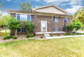 2413 Huckleberry Dr, Mcghee Tyson Ang Base, TN 37777-3905