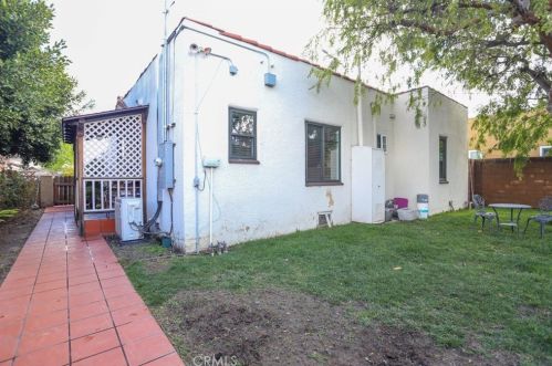 925 Emily St, Anaheim CA  92805-1910 exterior