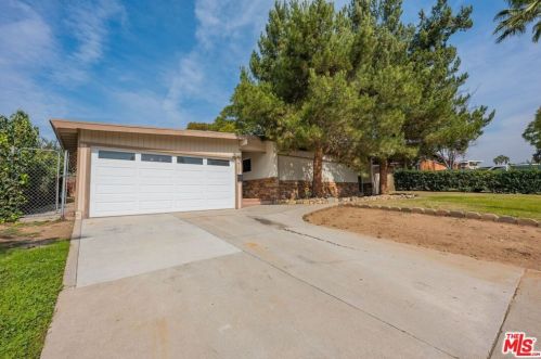 14137 Viburnum Dr, Whittier, CA 90604-2541